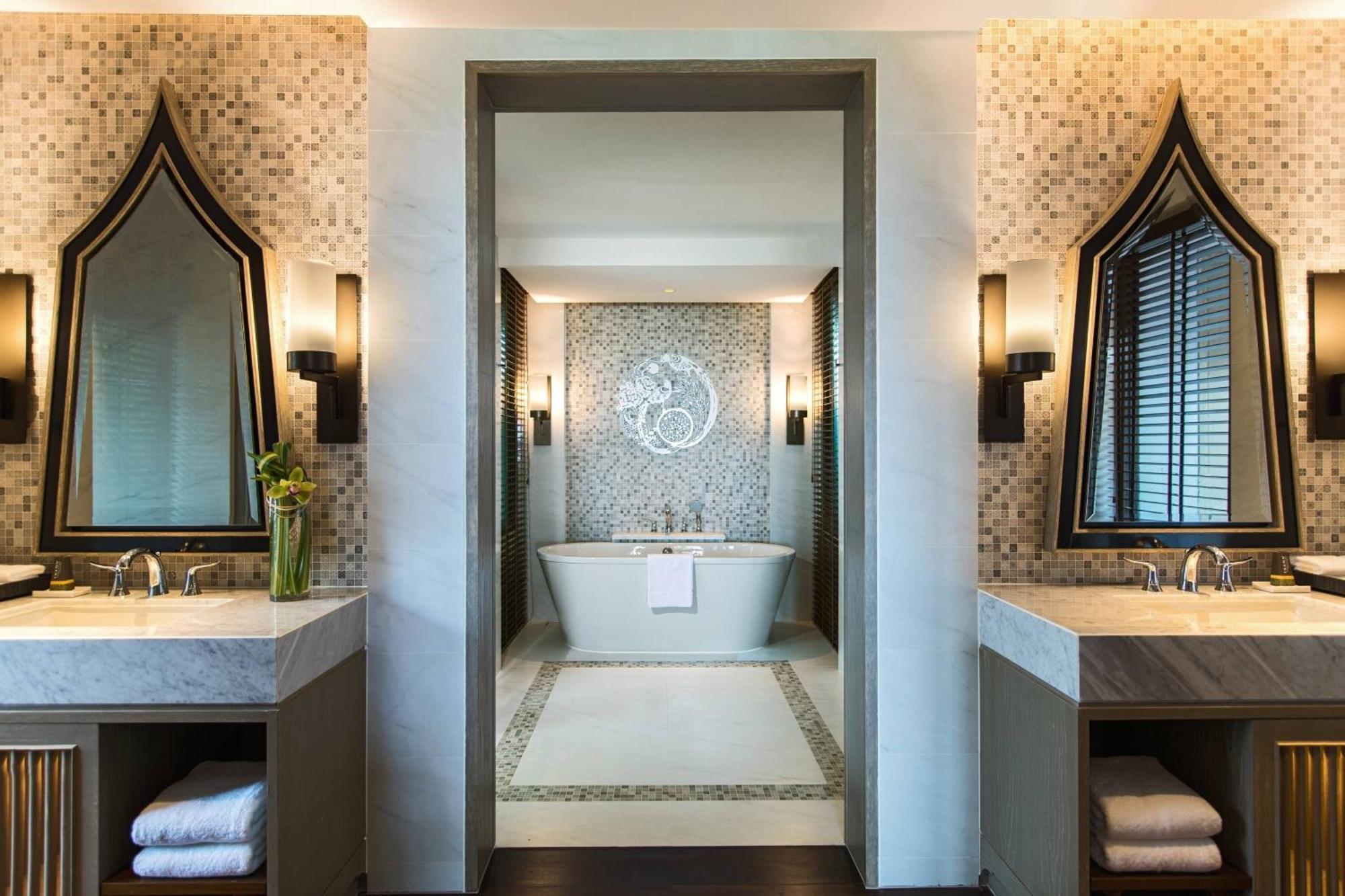 אתר נופש Phuket Marriott And Spa, 5*