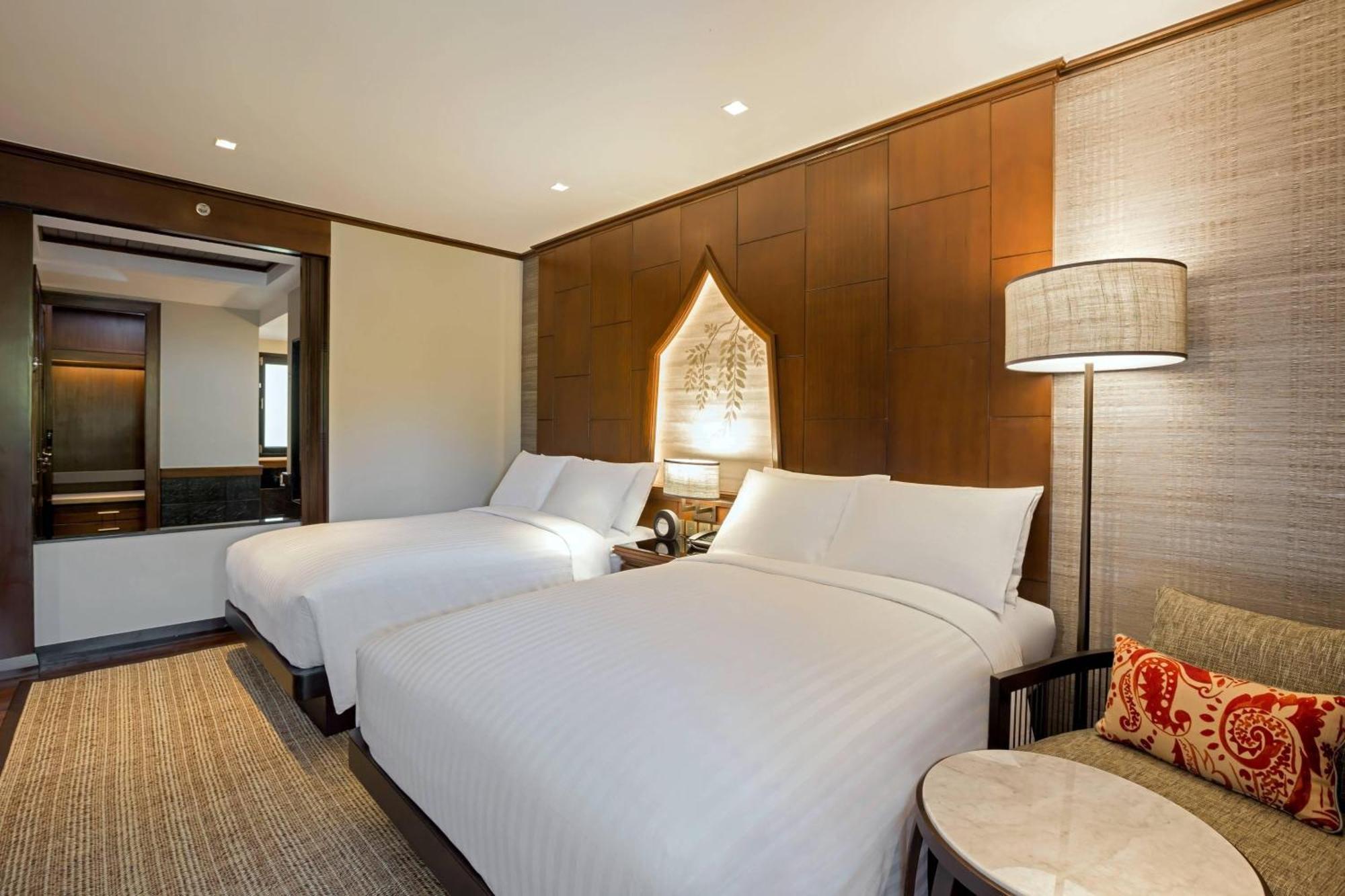 Resort Phuket Marriott And Spa, Nai Yang Beach
